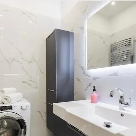 Luxury On Wenceslas Square * براغ