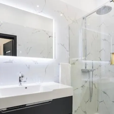 Luxury On Wenceslas Square براغ